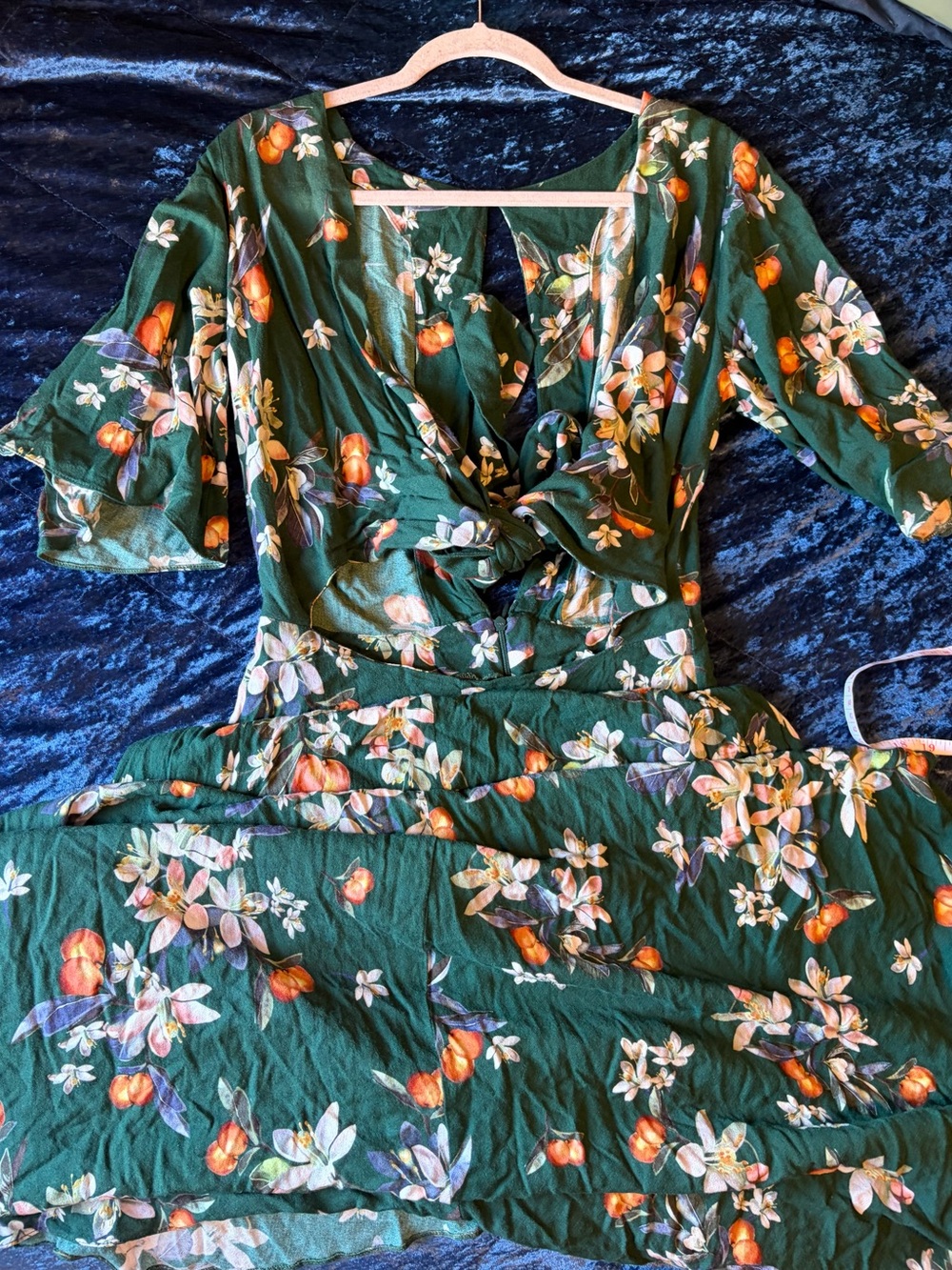 Green Floral Tie-Front Maxi Dress with Flutter Sleeves - Picture 4 of 5